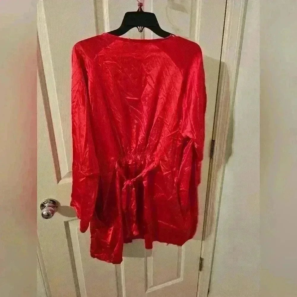 Victoria's Secret Red Satin Nighty and NWT Robe Set Nighty Size L - Picture 5 of 9